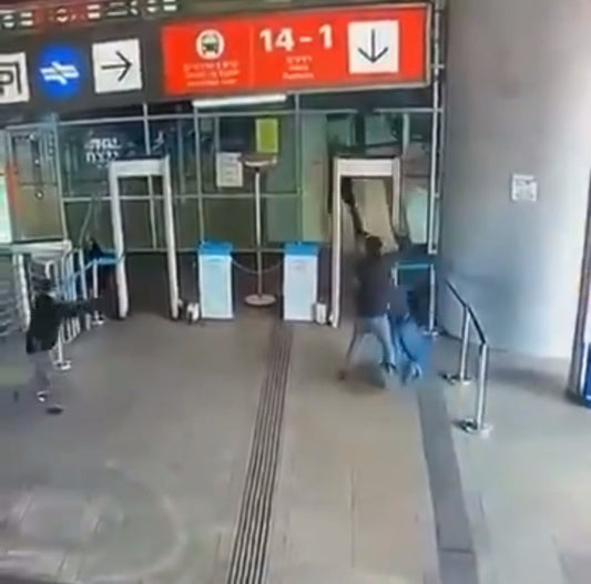 Knife Attack in Haifa Leaves One Dead, Several Critically Wounded — Attacker Neutralized